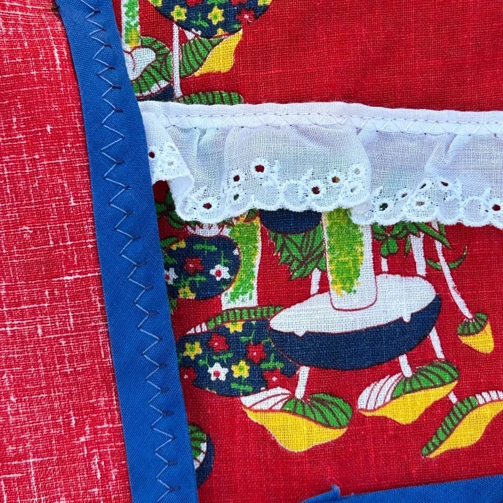 Vintage 70s 60s Apron Mushroom Pockets Toadstool Lace Red Yellow Kitchen Retro